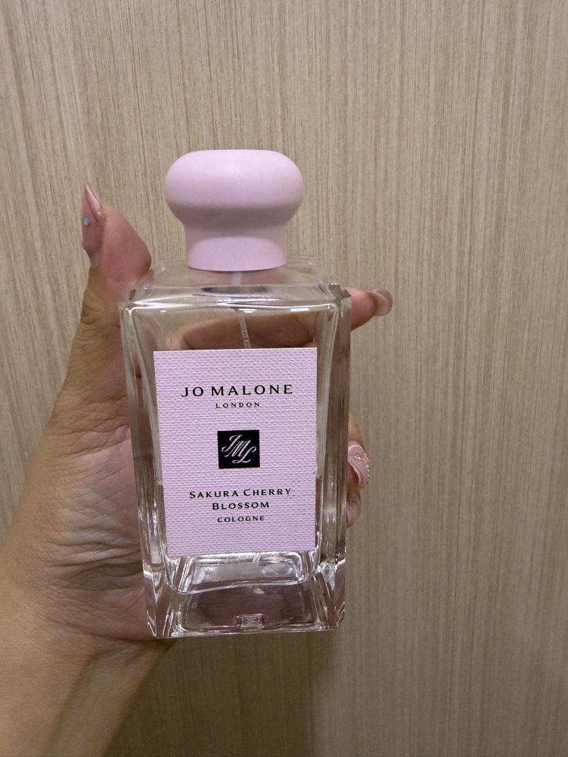 Jo Malone Sakura Cherry Blossom Limited Edition (Category: Fragrance & Deodorants) located in Quezon City. Submitted by cozykath (Listing ID 1461771121, Image 1). Description: Estimated 40/100 ml.