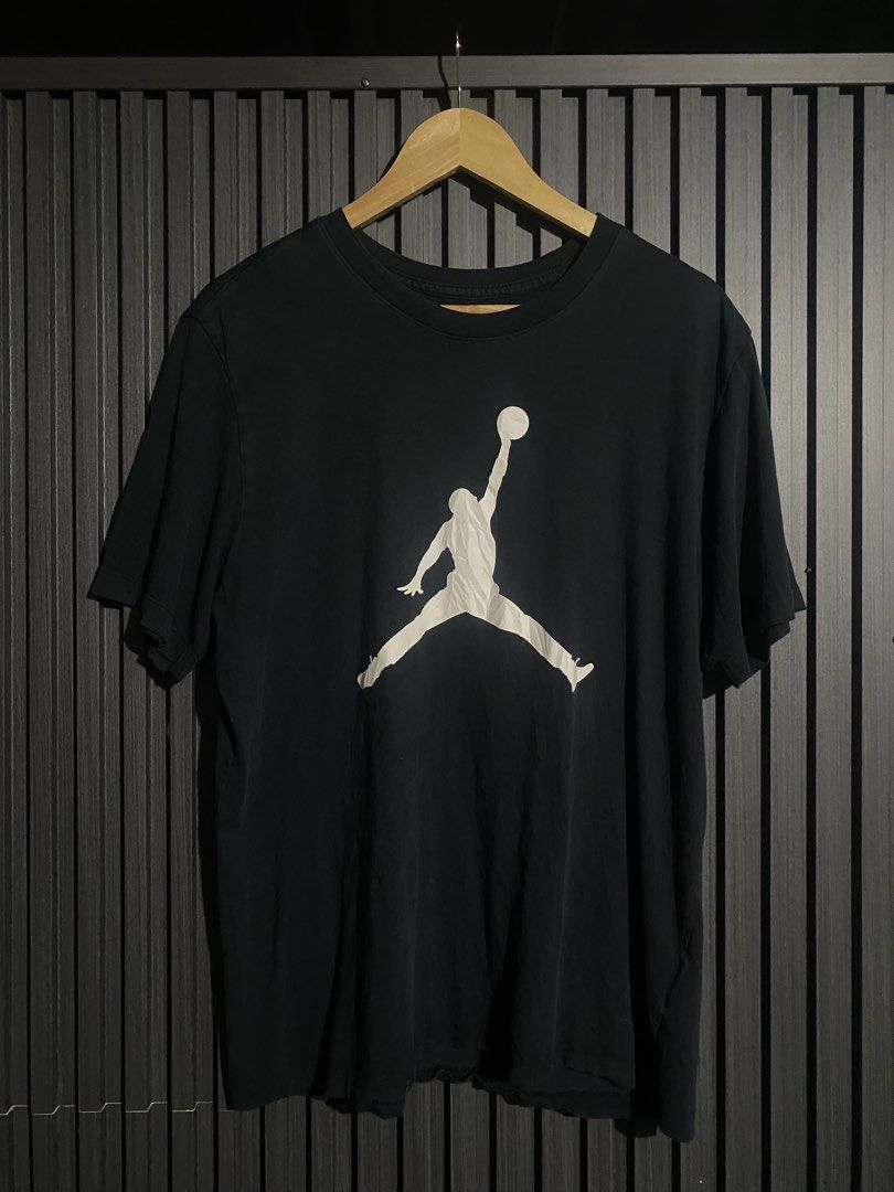 Jordan (Category: Tshirts & Polo Shirts ) located in Digos. Submitted by geo_thrift (Listing ID 1461739240, Image 1). Description: 21/27.