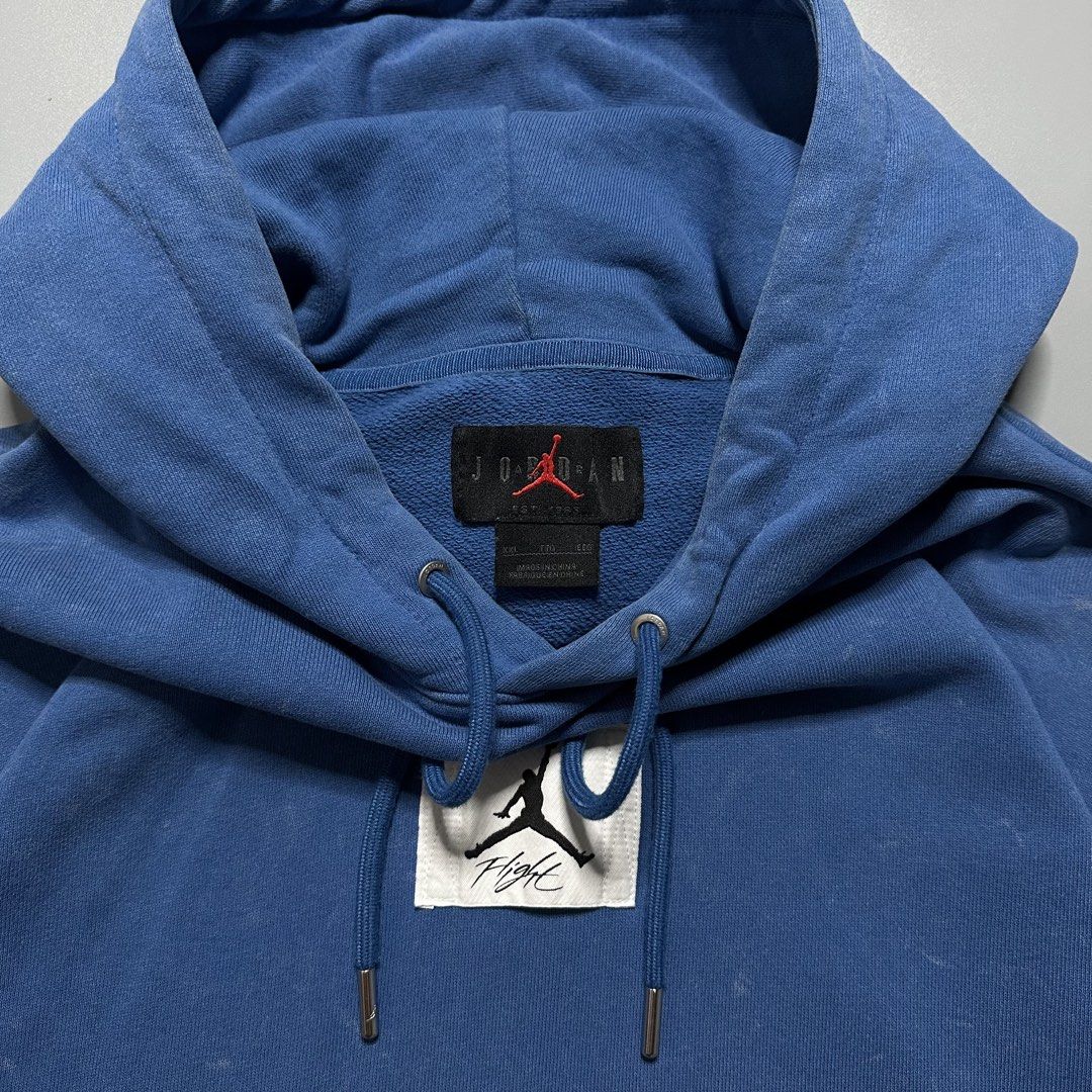 Jordan Flight Essential Hoodie Jacket (Category: Coats, Jackets and Outerwear) located in Baguio. Submitted by subaitems (Listing ID 1461627636, Image 3). Description: - Blue Jordan hoodie - Flight logo on chest - Kangaroo pocket - Drawstring hood - Size: 2XL - Made in China - Ideal for casual wear.