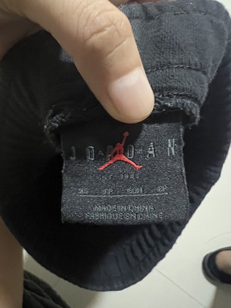 Jordan jogger (Category: Coats, Jackets and Outerwear) located in Lapu Lapu. Submitted by chelon.865 (Listing ID 1461769832, Image 3). Description: .