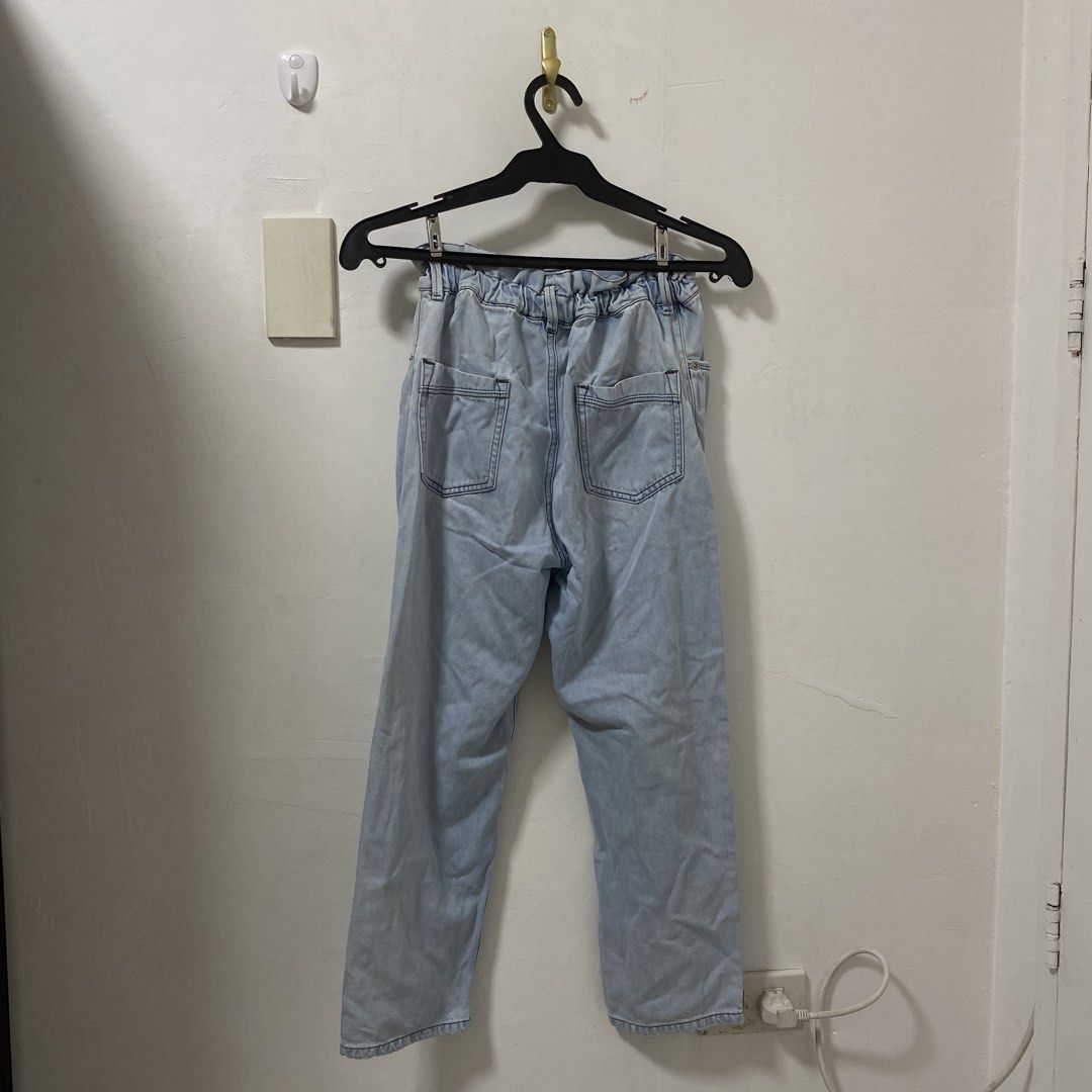 Just G Light Blue Denim Jeans (Category: Jeans) located in Manila. Submitted by booksandstuffmnl (Listing ID 1461750988, Image 2). Description: ♡ all items are preloved, please manage your expectations ♡ description: - flaw: stain - price is negotiable! sizing details - waist width: 21-28 in (stretchable) - overall length: 32 in note: - all items are preloved and/or thrifted, please manage your expectations - less ₱50 for all purchases above ₱100