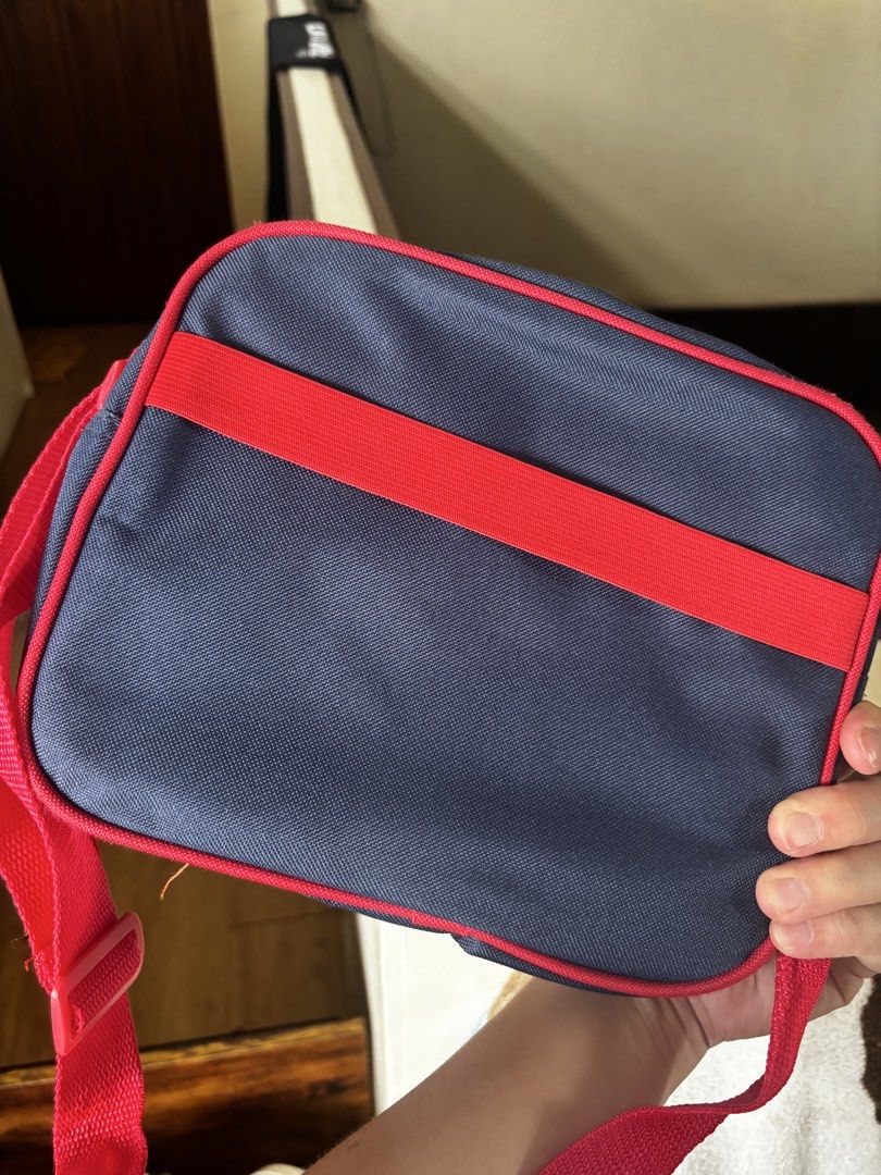 Justice League Small Lunch Bag (Category: Babies & Kids Fashion) located in Quezon City. Submitted by dearbento.boutique (Listing ID 1461620680, Image 2). Description: Justice League Small Lunch Bag Ideal for preschool. ₱390.00.