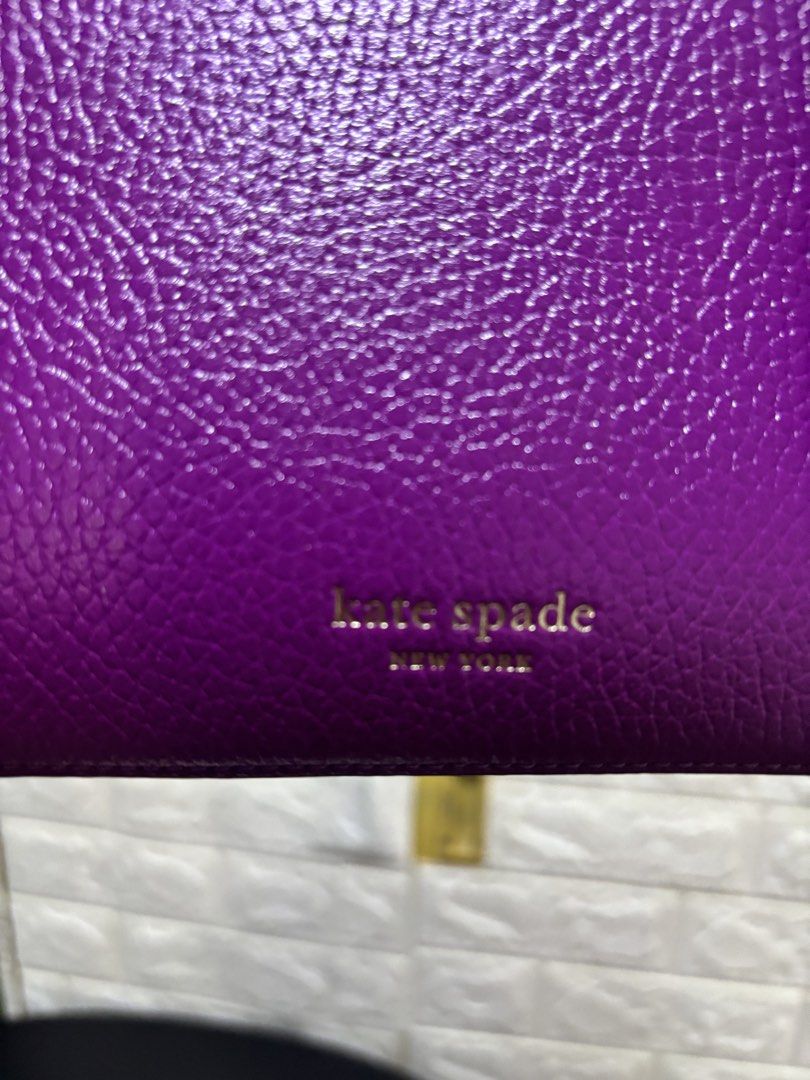 Kate Spade Dolly Shoulder Bag (Category: Luxury Bags & Wallets) located in Meycauayan. Submitted by maxsshopzter (Listing ID 1461579099, Image 2). Description: .