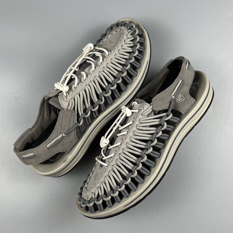 Keen Uneek (Category: Slippers & Slides) located in Los Banos. Submitted by 4030.archives. (Listing ID 1461751650, Image 1). Description: Keen Uneek 3000 Pesos Size 9.5 US | 8.5 UK | 27.5cm Excellent Condition Pair itself.