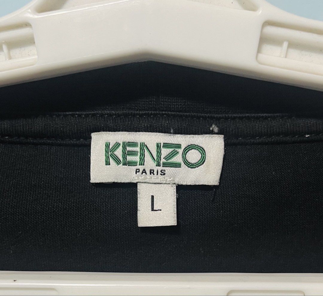 Kenzo Paris Tiger Print Shirt (Category: Tshirts & Polo Shirts ) located in Navotas City. Submitted by y2kikaystuff (Listing ID 1461780938, Image 3). Description: Kenzo Paris Tiger Print Shirt Large Dimension: 21W 29L Issue: Cut washtag Excellent condition From 350 down to 200 only Pm me.