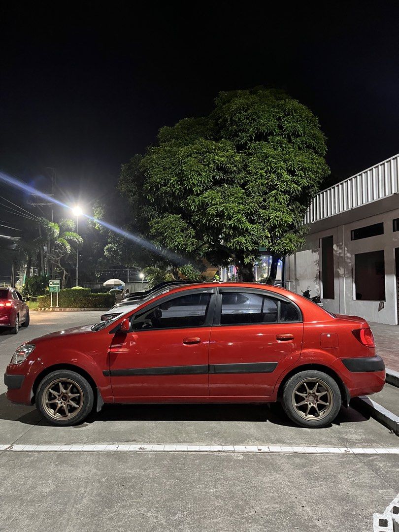 Kia Rio 1.4 (A) (Category: Used Cars) located in Caloocan City. Submitted by odddragon-d44fe0 (Listing ID 1461565169, Image 3). Description: KIA RIO EX 2009 year model Complete papers Registered till feb Automatic transmission 140k legit mileage Casa maintained (with record) All working All original paint ice cold aircon good running condition Orig paint presentable paint Gas and go Raysports mags New battery (under warranty 2yrs) Honest issue: d