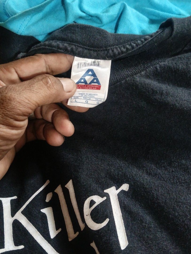 Killer rabbit (Category: Formal Shirts) located in Ajuy. Submitted by aljohndalumpines88 (Listing ID 1461655396, Image 2). Description: y2k 2005.