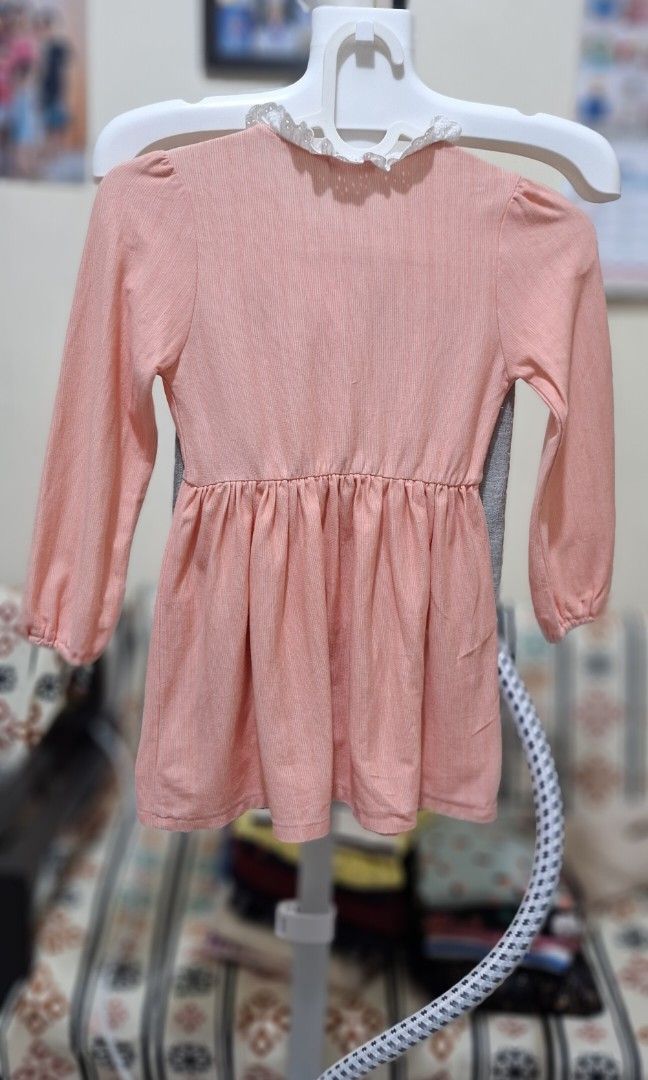 Korean dress (Category: Babies & Kids Fashion) located in Quezon City. Submitted by thetetajabakes (Listing ID 1461606462, Image 2). Description: - preloved ( twice lang cia nasuot ) - outgrown clothes - from korea gift sa anak ko. - good quality fabric - RFS : Decluttering.