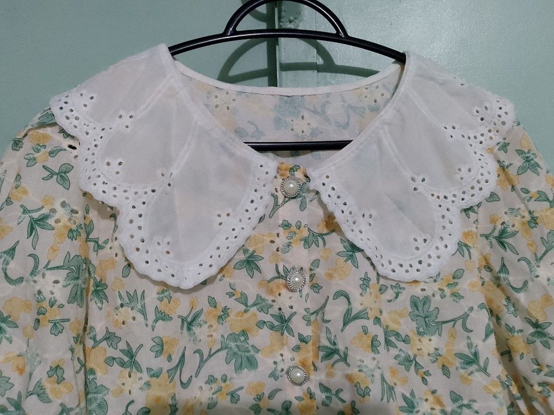 Korean Style Eyelet Blouse (Small-Medium) (Category: Blouses) located in Meycauayan. Submitted by alabastertwelve (Listing ID 1461601661, Image 2). Description: ♡ Doll collar ♡ Button-down ♡ Very nice in actual.