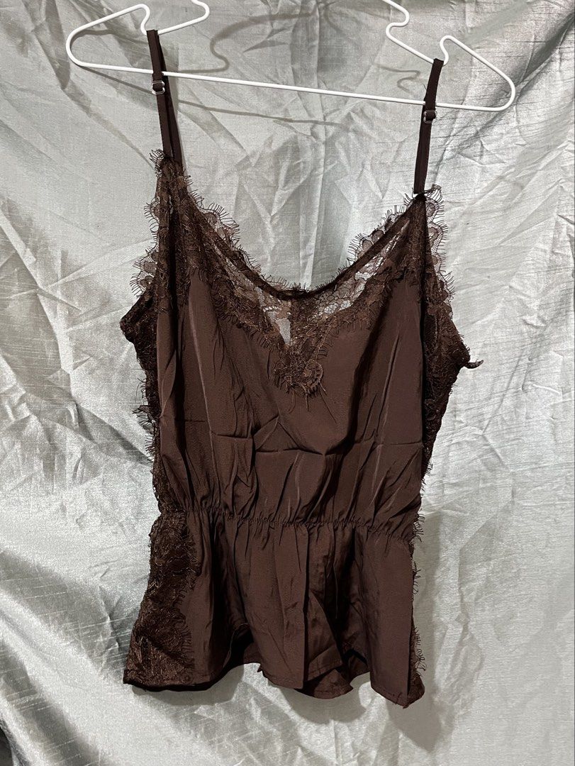 Lace Camisole Top (Category: Sleeveless) located in Valenzuela. Submitted by mrythings (Listing ID 1461647717, Image 2). Description: - Adjustable straps - Bought from BKK Pasabuy - RFS: not my size. (sadly maluwag for xs 🥹).