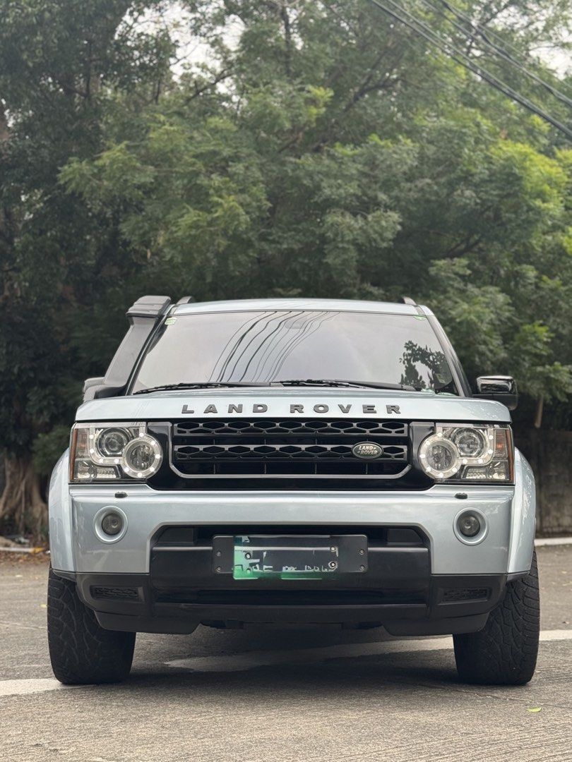 Land Rover Discovery 3.0 4 SDV6 (A) (Category: Used Cars) located in Paranaque City. Submitted by eyeittryitbuyit (Listing ID 1461697136, Image 1). Description: 🏷ON SALE!!! 🔥 LAND ROVER DISCOVERY 4 LR4 FOR SALE !!! Automatic transmission Diesel Fully independent suspension 4x4 7 seaters Snorkel Leather seats Off road capability Terrain Response Technology Extreme offroad condition Seat comfort and support Fuel economy Well maintained Registered