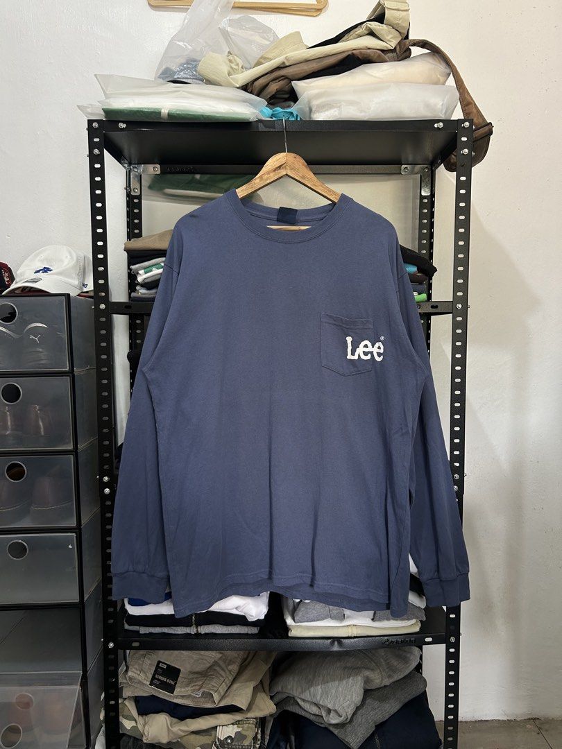 Lee longsleeves (Category: Tshirts & Polo Shirts ) located in Cavite. Submitted by arvinroderos (Listing ID 1461572859, Image 1). Description: Lee longsleevs 23.5x31 excellent 350.