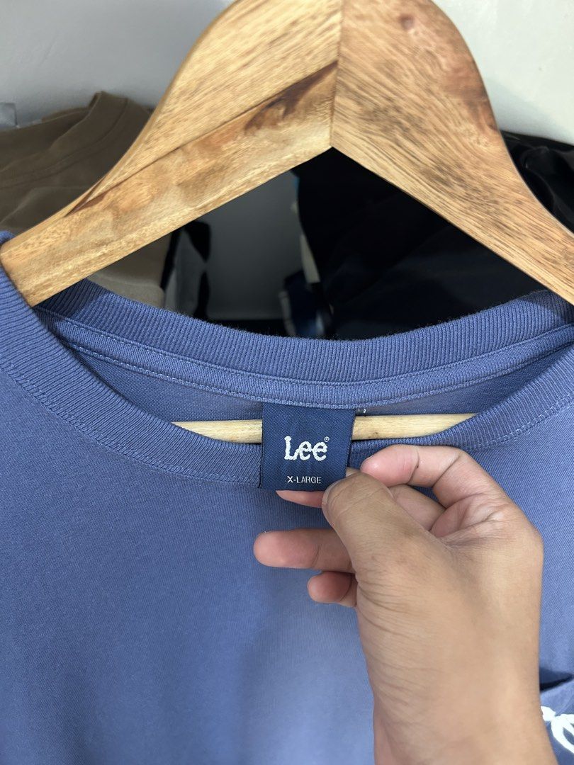 Lee longsleeves (Category: Tshirts & Polo Shirts ) located in Cavite. Submitted by arvinroderos (Listing ID 1461572859, Image 2). Description: Lee longsleevs 23.5x31 excellent 350.