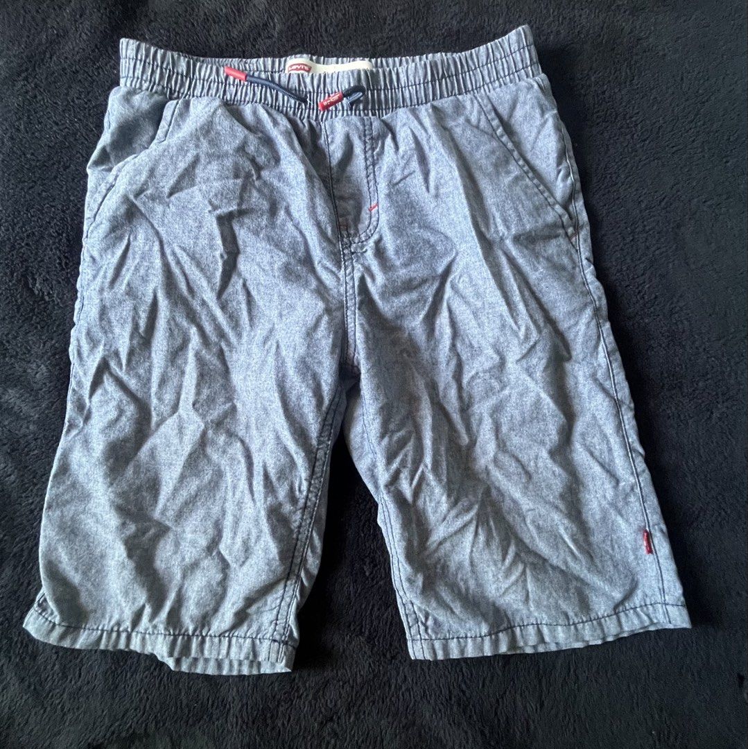 Levi’s Denim Short 10/12 (Category: Babies & Kids Fashion) located in Manila. Submitted by _stylefinds_ (Listing ID 1461621820, Image 1). Description: .