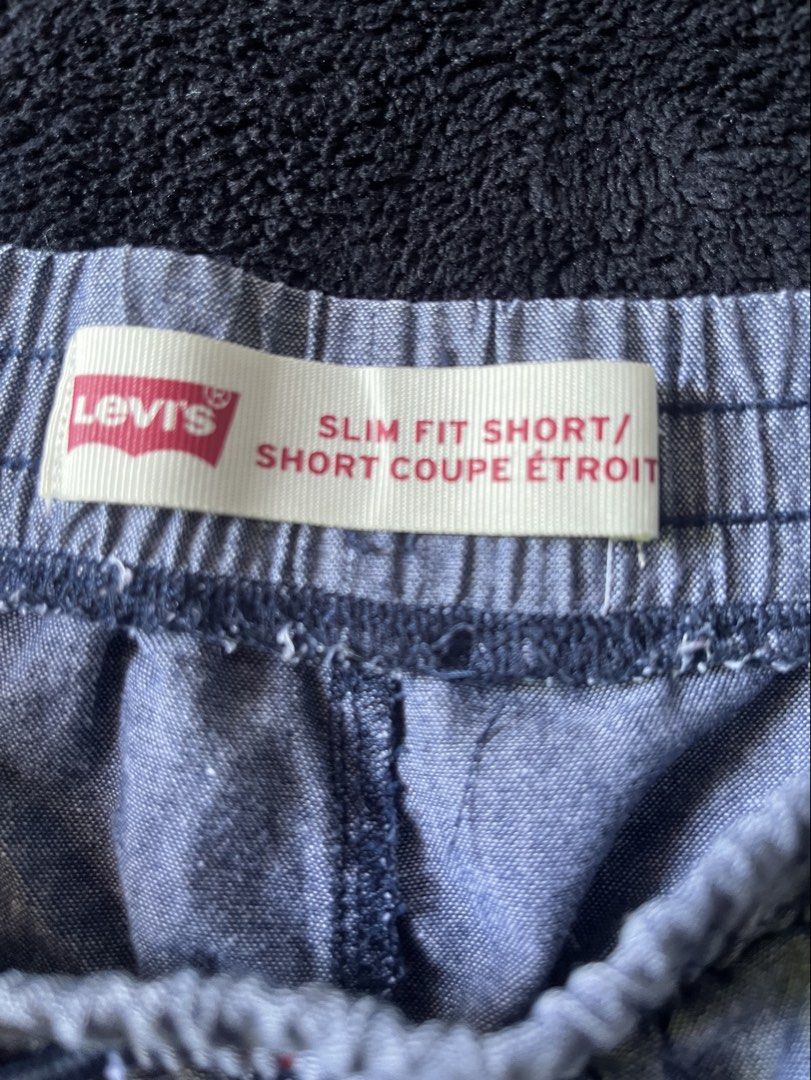Levi’s Denim Short 10/12 (Category: Babies & Kids Fashion) located in Manila. Submitted by _stylefinds_ (Listing ID 1461621820, Image 3). Description: .