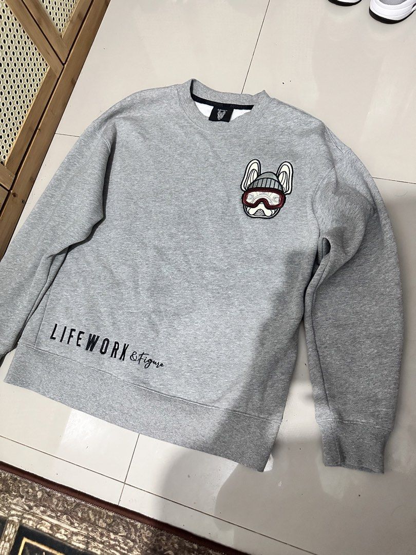 Lifework longsleeve sweater (Category: Coats, Jackets and Outerwear) located in Manila. Submitted by nilodanzcuadra (Listing ID 1461610474, Image 1). Description: Size M to L mens, used 1x only, makapal to Loc: north caloocan.