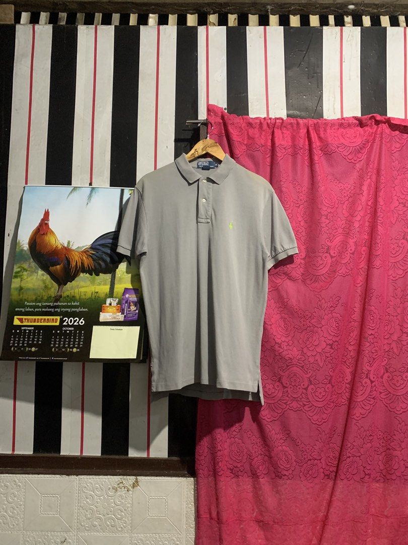 Light Gray Ralph Lauren Poloshirt (Category: Tshirts & Polo Shirts ) located in Iligan City. Submitted by kierrehv (Listing ID 1461681252, Image 1). Description: Light Gray Ralph Lauren Poloshirt 9.2/10 cr 20x29-30 Issue:minimal Slits.