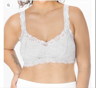 (Category: ) located in . Submitted by closet.cha (Listing ID 1461584828, Image 1). Description: .