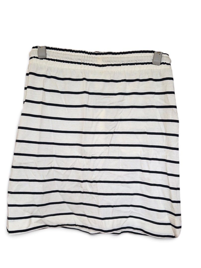 LINDEX Patterned Cotton Skirt (Category: Skirts) located in Santol. Submitted by lululane (Listing ID 1461568316, Image 3). Description: .
