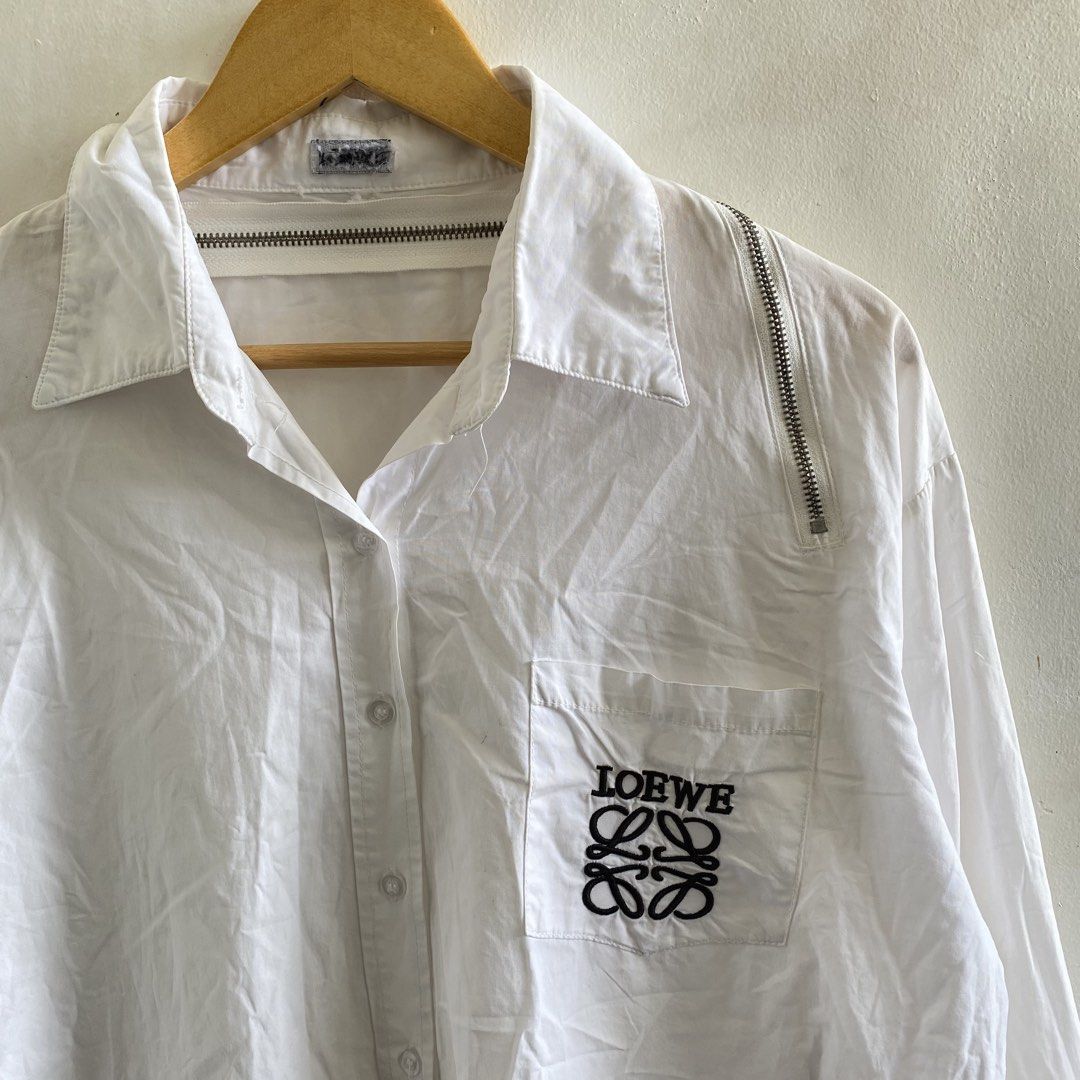 Loewe Longsleeve Bottondown (Category: Formal Shirts) located in Davao. Submitted by bangers01 (Listing ID 1461721973, Image 2). Description: .