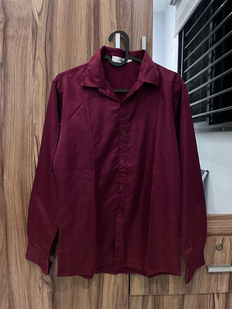 Long Sleeves Polo (Category: Tshirts & Polo Shirts ) located in Calamba. Submitted by declutterrrrph (Listing ID 1461651921, Image 1). Description: Slightly Nego Condition: 9/10 Color Rate: 9/10 Size: L on tag (19W x 25.5L inches) fits small Meetup Calamba Area or ship thru lbc/j&t 09153754810.