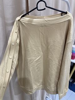 (Category: ) located in . Submitted by fatin7656 (Listing ID 1461693664, Image 1). Description: .