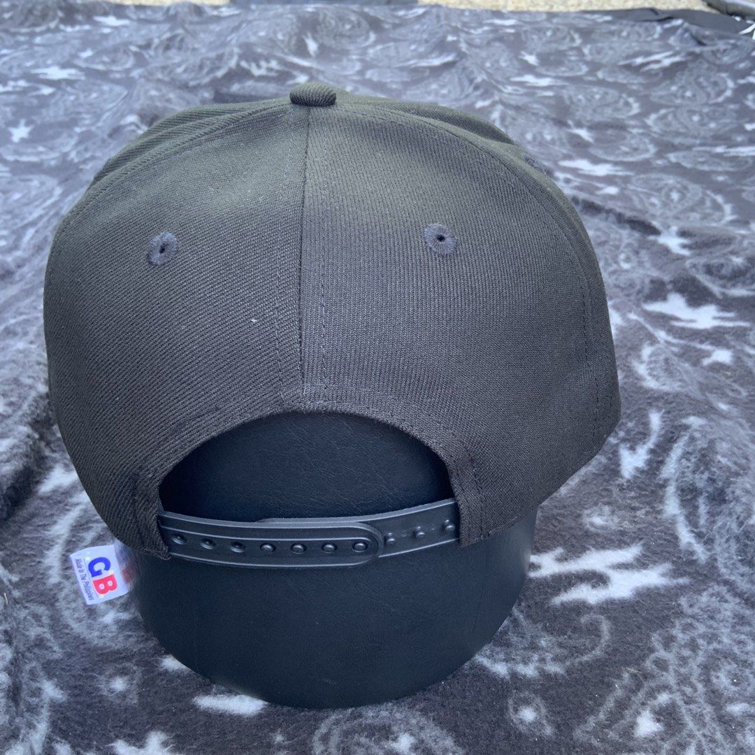 Los Angeles Dodgers 'Upside Down LA Logo' 9FIFTY Snapback - Black/White - 100% Polyester (Category: Caps & Hats) located in Pasig City. Submitted by chris212416 (Listing ID 1461675704, Image 3). Description: - Brand New Black New Era 9FIFTY Snapback Hat - Features Official LA Dodgers Logo on Front - Includes Commemorative 1958-2018 Los Angeles Dodgers Patch on Side - Adjustable Snapback Strap for Custom Fit - Perfect for Any Dedicated LA Dodgers 