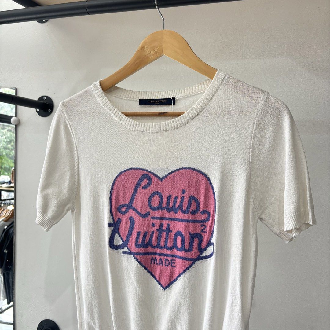 Louis Vuitton Made knitted top (Category: Shirts) located in Bambang. Submitted by heats777 (Listing ID 1461673262, Image 1). Description: Excellent condition No issue Best fit to small-medium.