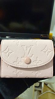 (Category: ) located in . Submitted by shopchaze (Listing ID 1461698124, Image 1). Description: .