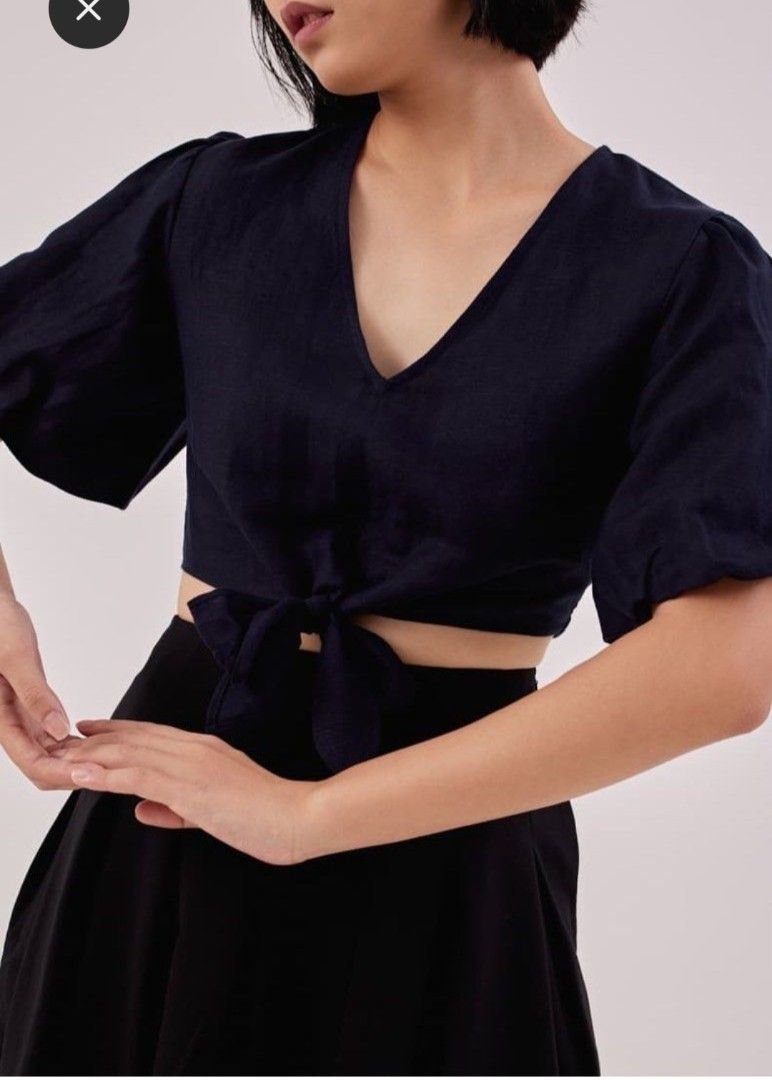 Love Bonito Jaelyn Linen Front Tie Top (Category: Others Tops) located in Manaoag. Submitted by dressupdear (Listing ID 1461687286, Image 3). Description: Large on tag Back Zipper It's my mom's. She used it once..
