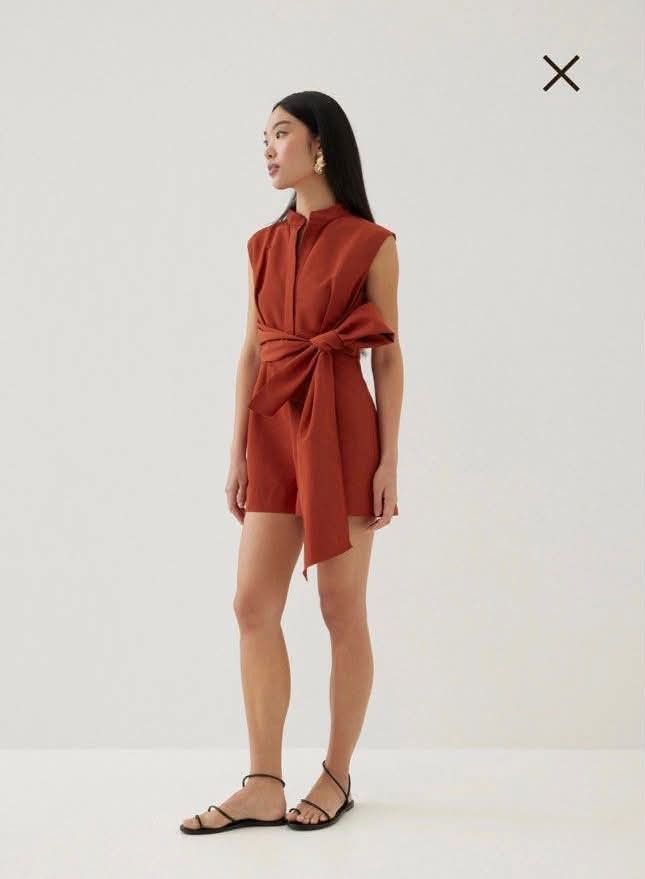 Love Bonito romper (Category: Rompers) located in Subic. Submitted by ayvee.ph (Listing ID 1461565928, Image 1). Description: Love Bonito romper Very very pretty!!!!♥️ 🏷Good as bnew No issue / No flaws No when worn Size: Xs on tag Price: (last price posted) Rfs: Declutter 📌Color may vary due to lighting / camera used 📍 Olongapo / Subic Reg J&T door to door del Mine now pay tom Payment cutoff 12noon Shipping (every other day) No cancellation Ne