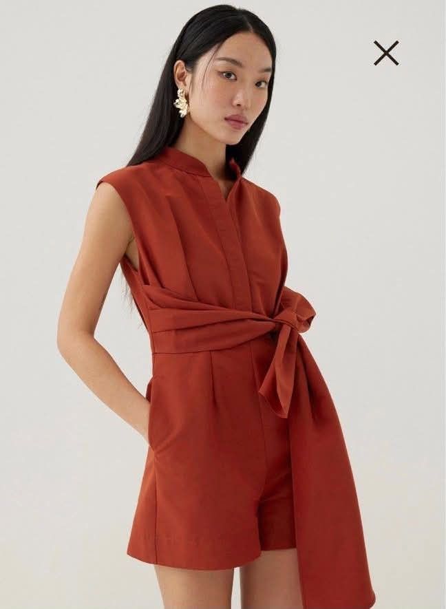 Love Bonito romper (Category: Rompers) located in Subic. Submitted by ayvee.ph (Listing ID 1461565928, Image 3). Description: Love Bonito romper Very very pretty!!!!♥️ 🏷Good as bnew No issue / No flaws No when worn Size: Xs on tag Price: (last price posted) Rfs: Declutter 📌Color may vary due to lighting / camera used 📍 Olongapo / Subic Reg J&T door to door del Mine now pay tom Payment cutoff 12noon Shipping (every other day) No cancellation Ne