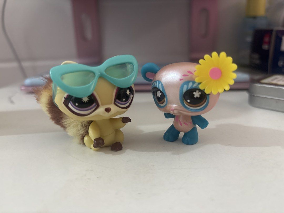 LPS Bundle - with Accessories (Category: Designer & Blind Box Toys) located in Manila. Submitted by keruuchia (Listing ID 1461581424, Image 1). Description: Mode of Payment: Gcash/BPI Mode of Delivery: JNT/Meet-up UST España SF will be covered by the buyer.