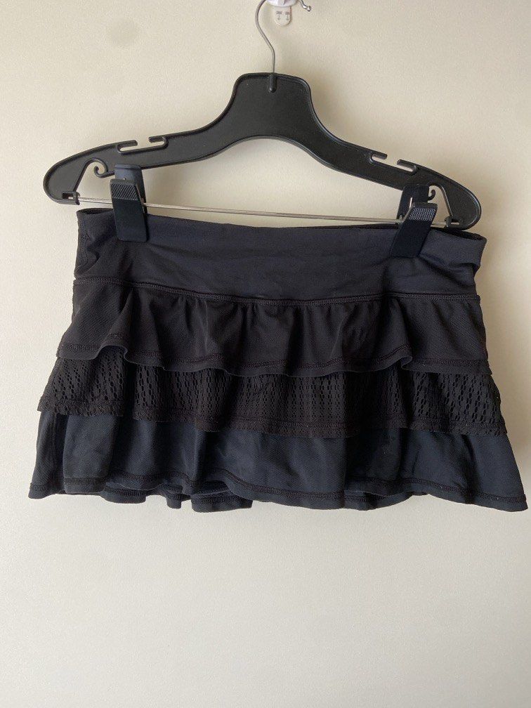Lululemon black skort (Category: Activewear) located in Pasig City. Submitted by sandace (Listing ID 1461563682, Image 1). Description: Authentic .