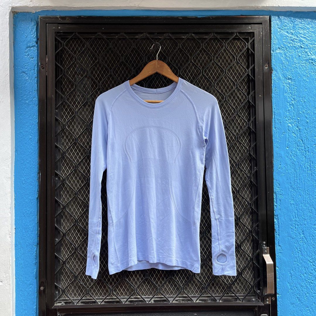Lululemon Swiftly Tech LongSleeve Polar Haze (Category: Activewear) located in Taguig. Submitted by scoutandloots (Listing ID 1461713448, Image 1). Description: Lululemon Swiftly Tech LongSleeve Polar Haze • Dot 8 • 16x26.