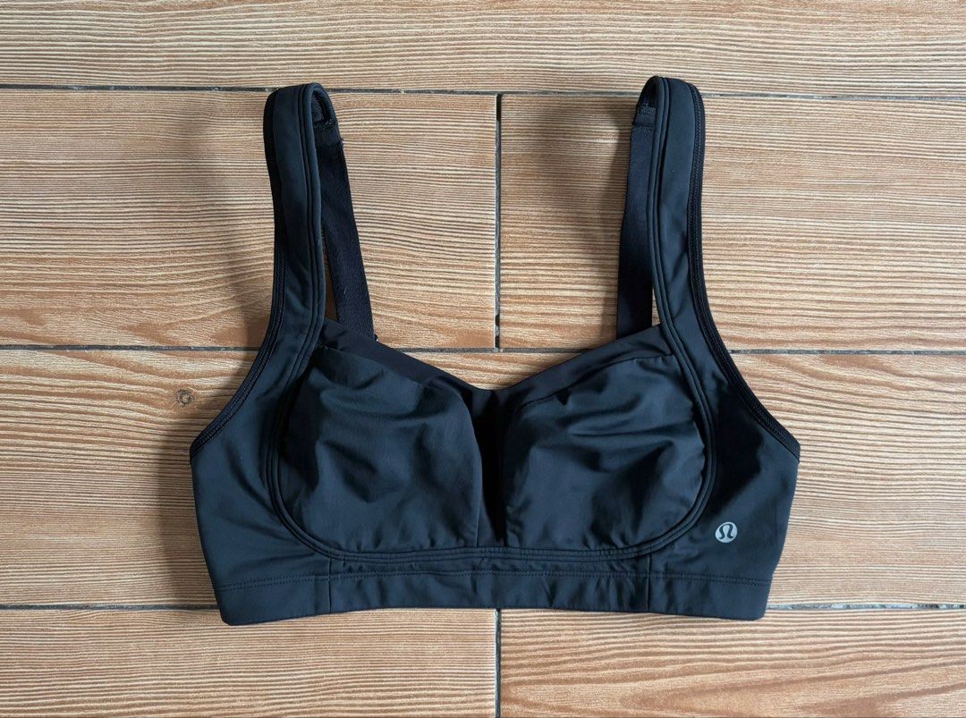 LULULEMON TA TA TAMER SPIRT BRA (Category: Activewear) located in Makati City. Submitted by jnc__apparel (Listing ID 1461621697, Image 2). Description: 🏷️ LULULEMON TA TA TAMER SPIRT BRA 📌 Dimes: 11.5L 📌 Bust: 14 📌 Size: Xs-Small for womens 📌 Condition: Like new 📌 Color rate: 10/10 📌 Issue: None ✅ Washed and ready to wear .