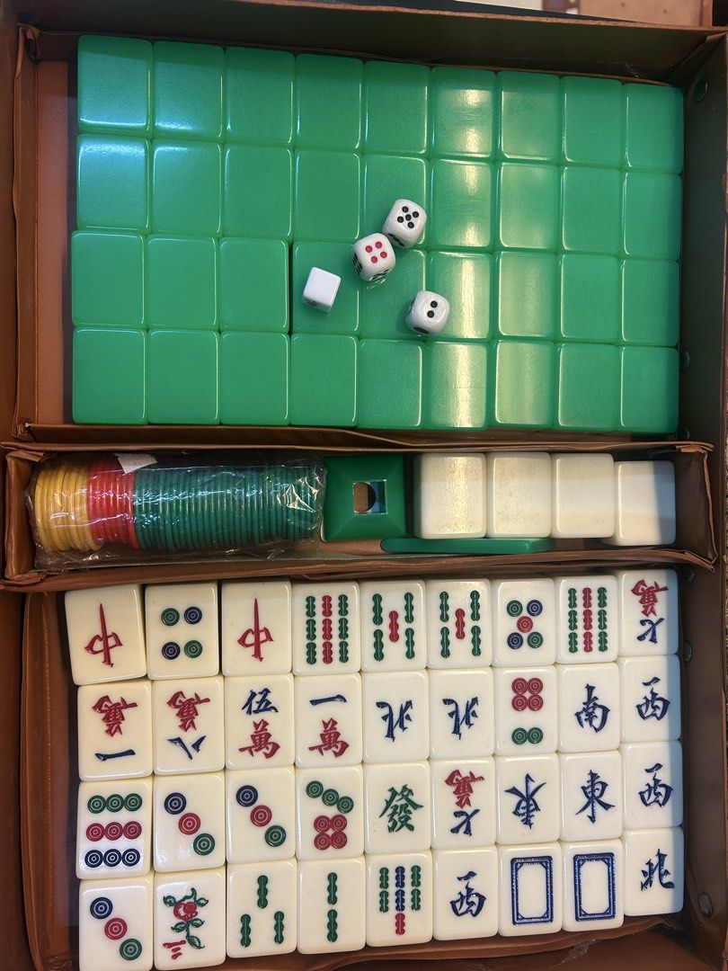 Mahjong set (Category: Board Games & Puzzles) located in Baguio. Submitted by amber_toyshop (Listing ID 1461653913, Image 2). Description: Pm lang po if interested .