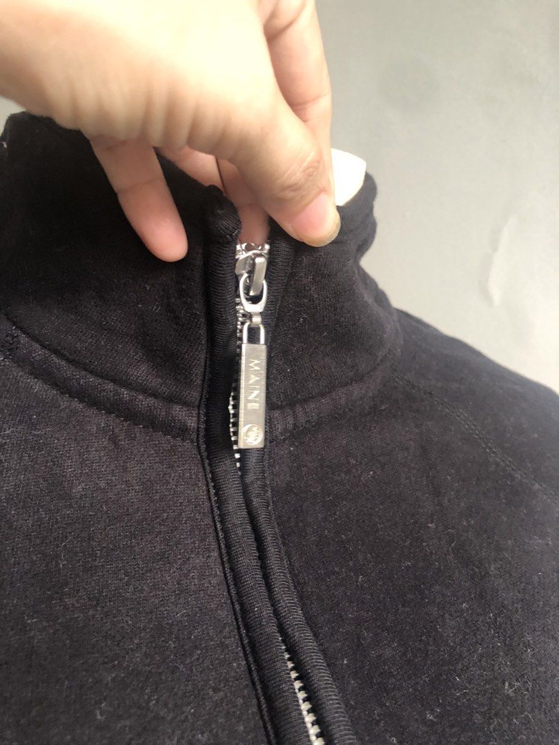 maine black fleece-style jacket (Category: Coats, Jackets and Outerwear) located in Noveleta. Submitted by prelovedmylabs (Listing ID 1461737881, Image 3). Description: ganda.