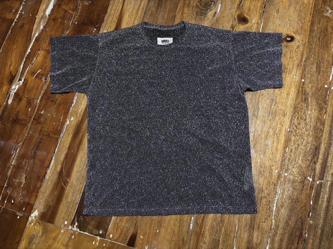 Maison Margiela subtle sparkly glitter tee (Category: Formal Shirts) located in Cagayan de Oro. Submitted by kirkwax_4 (Listing ID 1461795040, Image 1). Description: Maison Margiela subtle sparkly glitter tee Unisex Large frame (22.5x27) Like new No issue 1280.