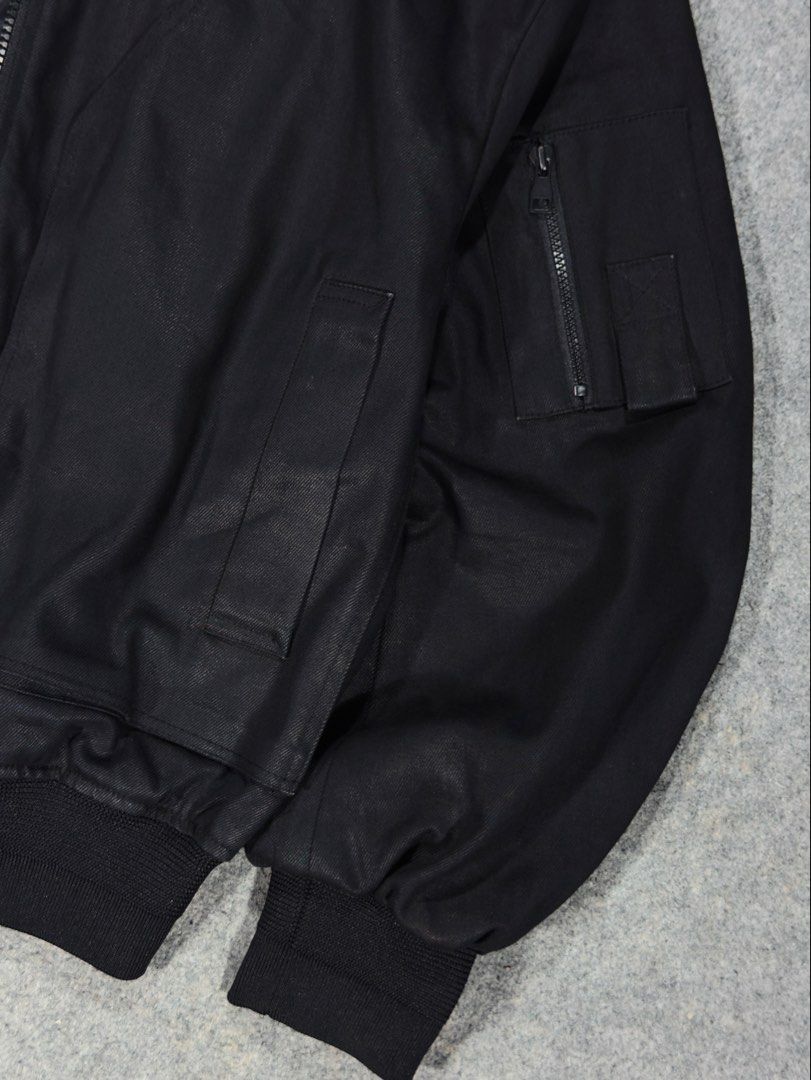 Maison Mined | Utility Bomber jacket (Category: Activewear) located in Zamboanga. Submitted by bunk. (Listing ID 1461565943, Image 3). Description: Maison Mined | Canvas Wax Utility Bomber jacket Dimensions: Width: 24.5 Length: 28 Size: M-L (M oversized) Condition: Pristine .