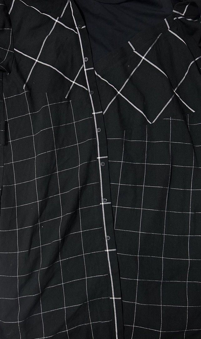 MAJE (Category: Dresses) located in Davao. Submitted by sart0ria85 (Listing ID 1461717721, Image 3). Description: A grunge dress in a drop collar. Long sleeves in a white pin stripe squares. 100% COTTON. MADE IN CHINA 🇨🇳 XSMALL. Size 0-2 EXCELLENT CONDITION (95/100).