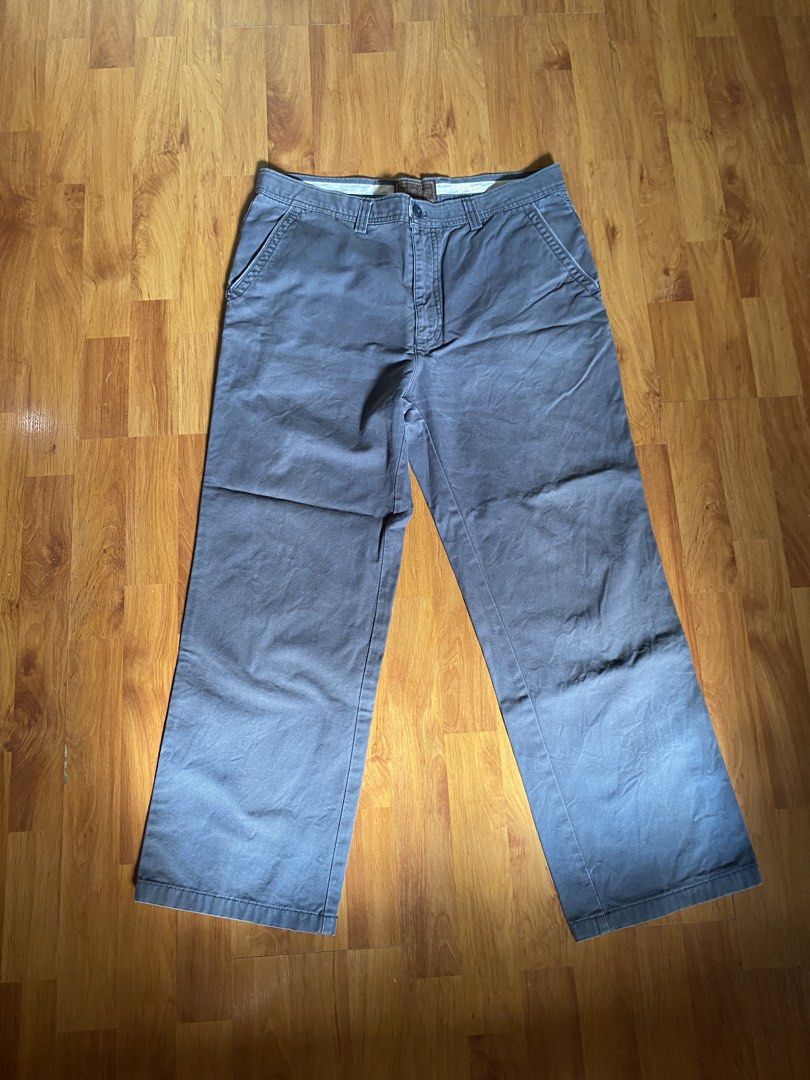 Malboro Classic Thick Denim Pants (Category: Jeans) located in San Juan, Ilocos Sur. Submitted by braveberry01 (Listing ID 1461647831, Image 2). Description: Waist 34-35 Length 39.