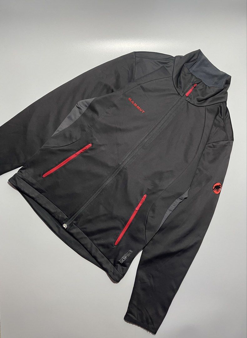 Mammut SOFtech Softshell Jacket (Category: Coats, Jackets and Outerwear) located in Caloocan City. Submitted by jvn_23 (Listing ID 1461717645, Image 2). Description: Mammut SOFtech Softshell Jacket Authentic/Legit💯 Excellent Condition 📍 No issue❗️ Color rate: 10/10📍 Dimes: 26” Length 20” Width Color may vary due to lighting. .
