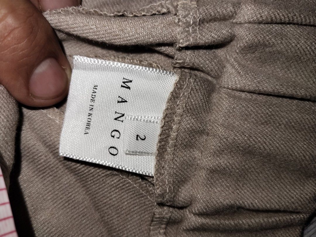 Mango Casual Pants (Category: Jeans) located in Mabalacat. Submitted by al_amin_thrift (Listing ID 1461572757, Image 3). Description: Mango Casual Pants — Beige / Light Brown — Size US 2 Quality pants from Mango! Versatile neutral beige color, soft smooth fabric, stretch waist comfort. Easy to match — office, casual, or smart looks. • Brand: Mango • Size: US 2 — approx. W26"–27" • Color: Beige / Light Taupe • Fabric: Soft twill with stretch waist