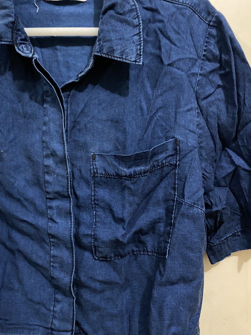 Mango Denim & Tees Blue Cropped Button-Up Shirt (Category: Shirts) located in Taguig. Submitted by maly01_ (Listing ID 1461567226, Image 2). Description: dm for inquiries :).