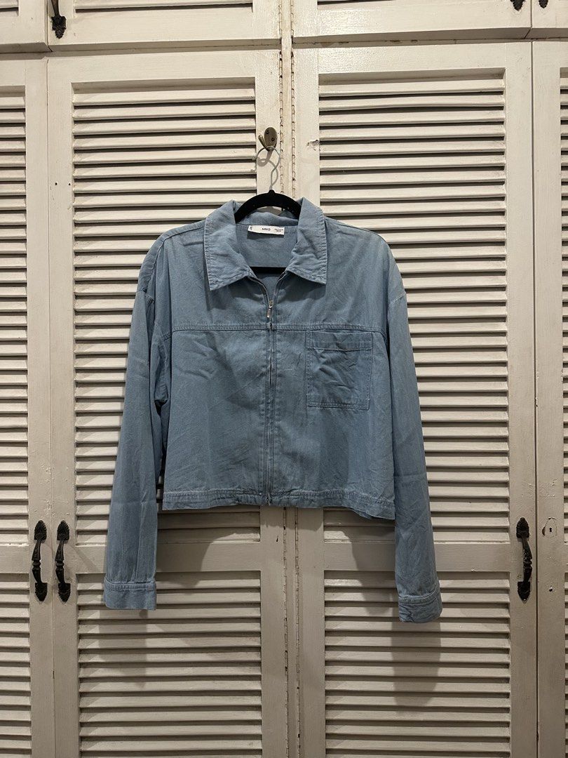 Mango Light Blue Jacket (Category: Coats, Jackets and Outerwear) located in Rizal. Submitted by ikeuscloset (Listing ID 1461678971, Image 1). Description: .