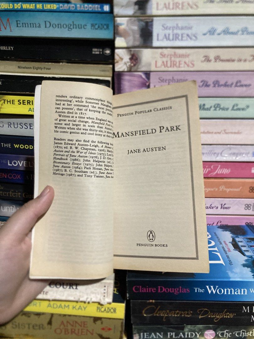Mansfield Park by Jane Austen Penguin Popular Classics (Category: Storybooks) located in Manila. Submitted by kreserie (Listing ID 1461772204, Image 3). Description: ୨୧ ˚₊‧ NEW ARRIVAL! ‧₊˚ ୨୧ - Classic novel: Mansfield Park by Jane Austen - Edition: Penguin Popular Classics - Condition: Pages yellowed with age, spine is intact - Perfect for fans of classic literature and book collectors 🌷 Condition: Tanned with minimal usage 🖊️ Purchase basis: