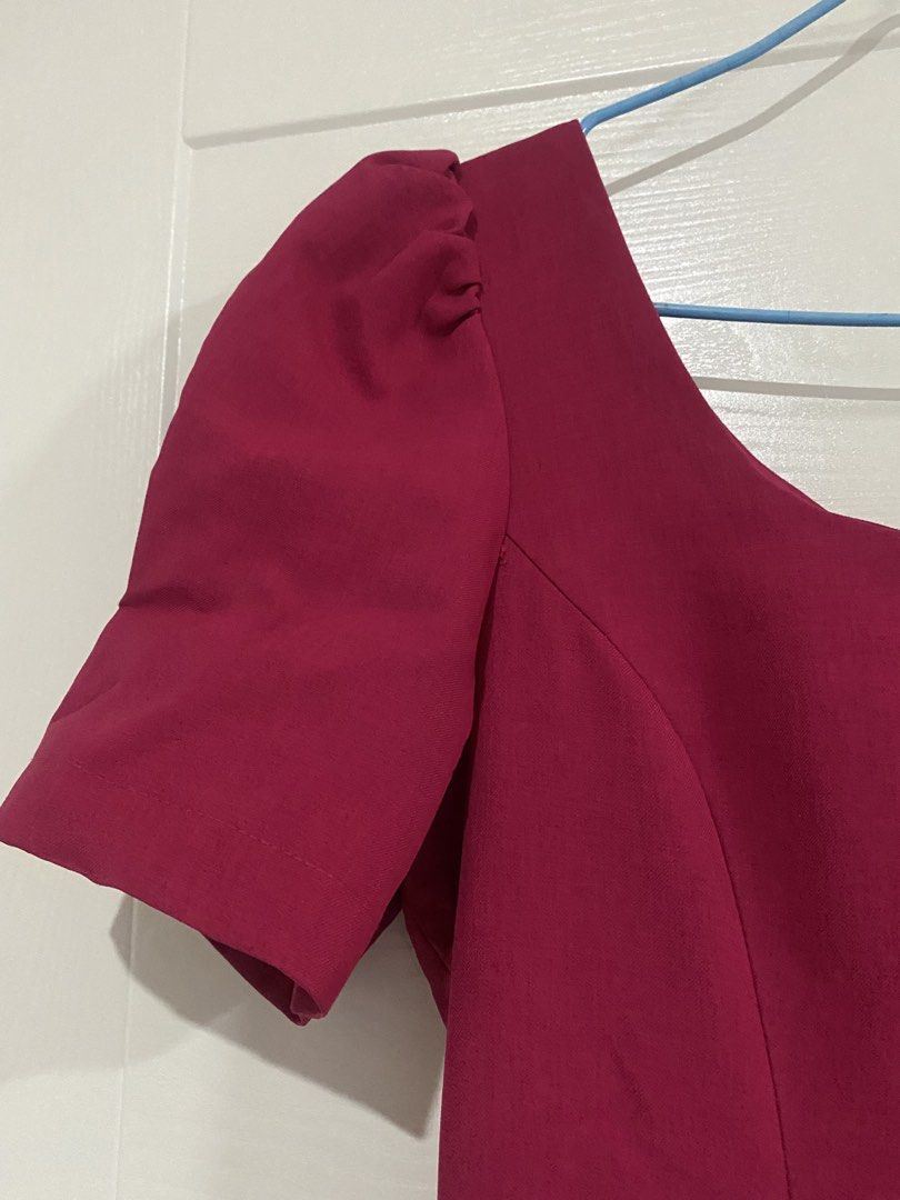 Max Mara Red Dress (Category: Luxury Apparel) located in Santa Rosa. Submitted by sassycollection. (Listing ID 1461596942, Image 3). Description: Color: Red Waist 26-28 Pristine condition Decluttering.