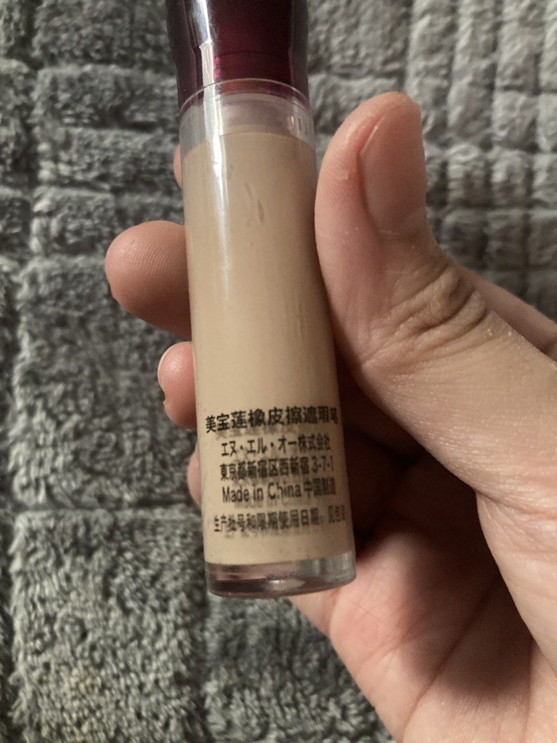 Maybelline Concealer (Category: Makeup) located in Makati City. Submitted by wonderfindzs (Listing ID 1461668898, Image 3). Description: Loc makati Have past transacs on fb.