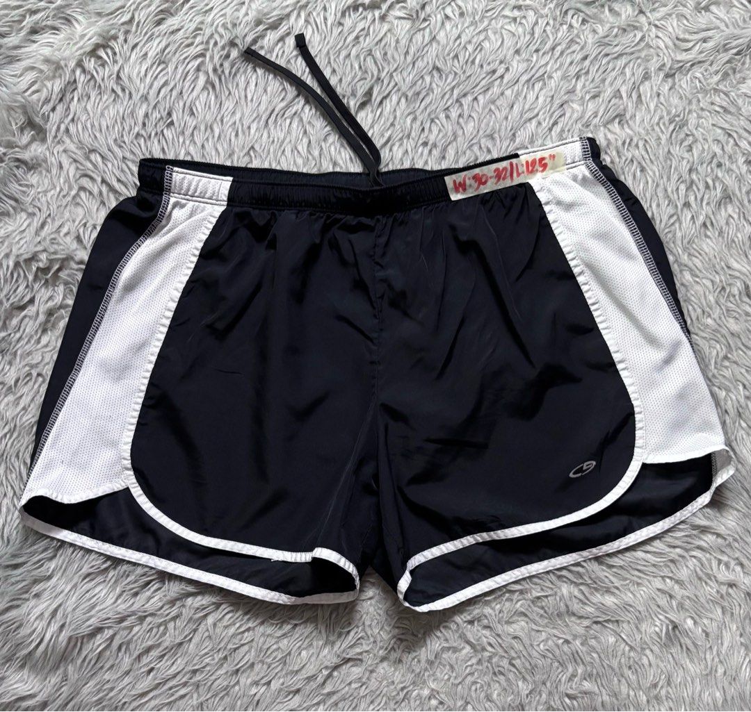 MEDIUM DRIFIT SHORTS FOR WOMEN (Category: Activewear) located in Valenzuela. Submitted by highyahigh_thriftshop (Listing ID 1461716570, Image 2). Description: MEDIUM DRIFIT SHORTS FOR WOMEN Excellent condition from US 250 each LOCATION: Valenzuela City Courier: JnT (Nationwide shipping) No rush shipping MOP: Gc@sh or B@nk tr@nsfer only .